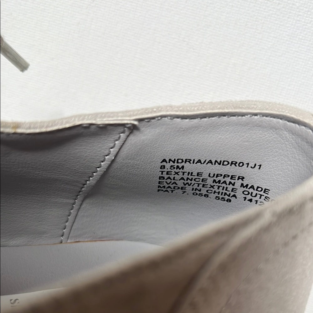 Madden Girl Gray Sneakers with Platform Sole Beige color Size 8.5 - Picture 11 of 11